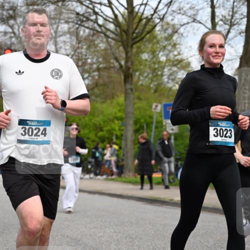 12.04.2026 - 45. Internationalen Wilhelmsburger Insellauf J. Mangold http://msf.ph/oto/9518822 12.04.2026 13:25:40 Ziel 5152, 5757, 3649, 4604, 4790, 2717, 4431, 3023, 3024, 2881, 4064, 4684, 2298, 4839, 4840, 4774, 4881 meine-sportfotos.de