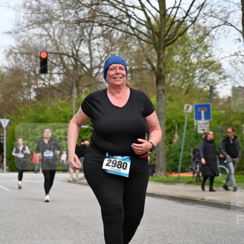 12.04.2026 - 45. Internationalen Wilhelmsburger Insellauf J. Mangold http://msf.ph/oto/9518835 12.04.2026 13:25:42 Ziel 5152, 5757, 3649, 4604, 4790, 2717, 4431, 3023, 3023, 3024, 2881, 4064, 4684, 2298, 4839, 4840, 4774, 4881, 4049 meine-sportfotos.de