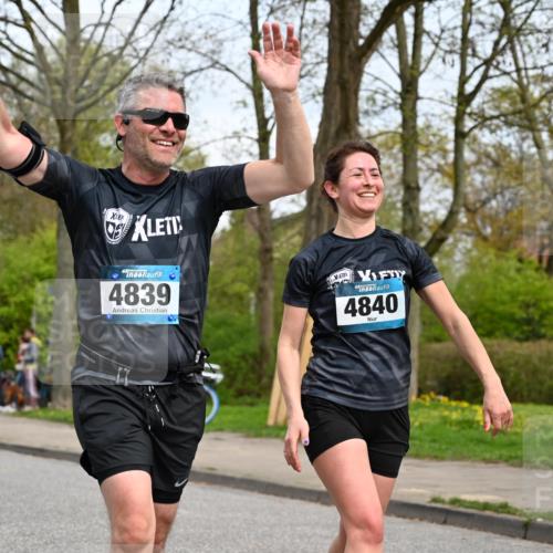 12.04.2026 - 45. Internationalen Wilhelmsburger Insellauf J. Mangold http://msf.ph/oto/9518860 12.04.2026 13:25:53 Ziel 3649, 4604, 4790, 2717, 4431, 3023, 3024, 2881, 4064, 4684, 2298, 4839, 4840, 4774, 4881, 4049, 4411, 5206, 2360 meine-sportfotos.de
