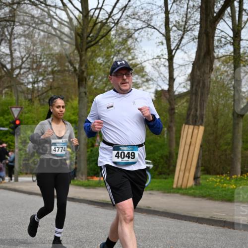 12.04.2026 - 45. Internationalen Wilhelmsburger Insellauf J. Mangold http://msf.ph/oto/9518870 12.04.2026 13:25:54 Ziel 4604, 4790, 2717, 4431, 3023, 3024, 2881, 4064, 4684, 2298, 4839, 4840, 4774, 4881, 4049, 4049, 4411, 5206, 2360, 5245 meine-sportfotos.de