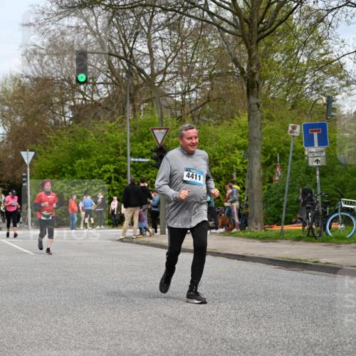 12.04.2026 - 45. Internationalen Wilhelmsburger Insellauf J. Mangold http://msf.ph/oto/9518906 12.04.2026 13:26:02 Ziel 4431, 3023, 3024, 2881, 4064, 4684, 2298, 4839, 4840, 4774, 4881, 4049, 4411, 4411, 5206, 2360, 5245, 2933, 2359, 4124, 2980, 3640 meine-sportfotos.de