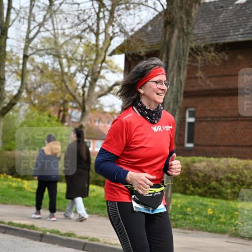 12.04.2026 - 45. Internationalen Wilhelmsburger Insellauf J. Mangold http://msf.ph/oto/9518921 12.04.2026 13:26:09 Ziel 2881, 4064, 4684, 2298, 4839, 4840, 4774, 4881, 4049, 4411, 5206, 2360, 5245, 2933, 2359, 4124, 2980, 3640 meine-sportfotos.de