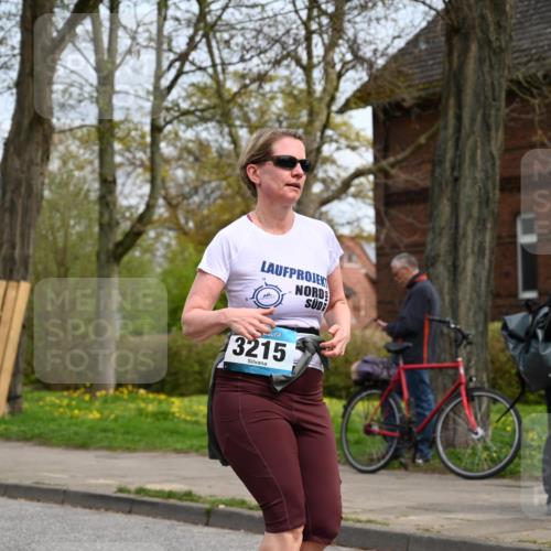 12.04.2026 - 45. Internationalen Wilhelmsburger Insellauf J. Mangold http://msf.ph/oto/9519162 12.04.2026 13:27:18 Ziel 2968, 2306, 2969, 3888, 3960, 3955, 4900, 2944, 2945, 2944, 2945, 5222, 3215, 2756, 2180, 3132, 2875, 3938, 3937, 4222, 4221, 4575, 4574 meine-sportfotos.de