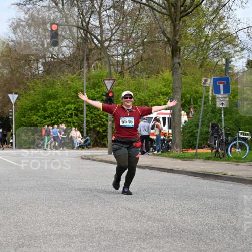 12.04.2026 - 45. Internationalen Wilhelmsburger Insellauf J. Mangold http://msf.ph/oto/9519587 12.04.2026 13:30:43 Ziel 4324, 4429, 2003, 4456, 4463, 5815, 5546, 5745, 2494 meine-sportfotos.de