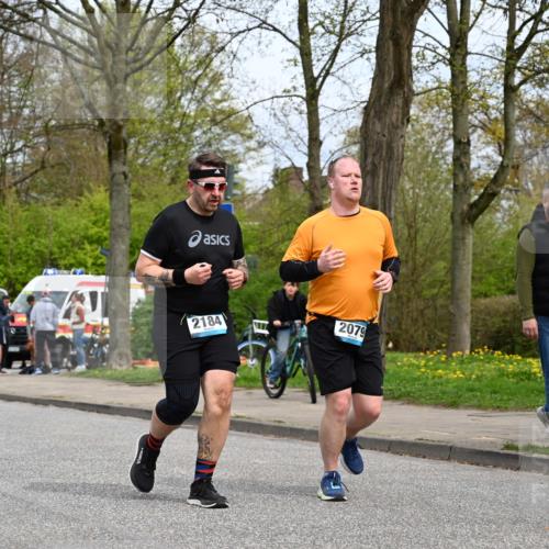 12.04.2026 - 45. Internationalen Wilhelmsburger Insellauf J. Mangold http://msf.ph/oto/9519655 12.04.2026 13:31:20 Ziel 5745, 2494, 2184, 2079 meine-sportfotos.de