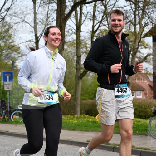 12.04.2026 - 45. Internationalen Wilhelmsburger Insellauf J. Mangold http://msf.ph/oto/9519740 12.04.2026 13:31:53 Ziel 2184, 2079, 2792, 3632, 3628, 2587, 2339, 4462, 4065, 3231, 2397 meine-sportfotos.de