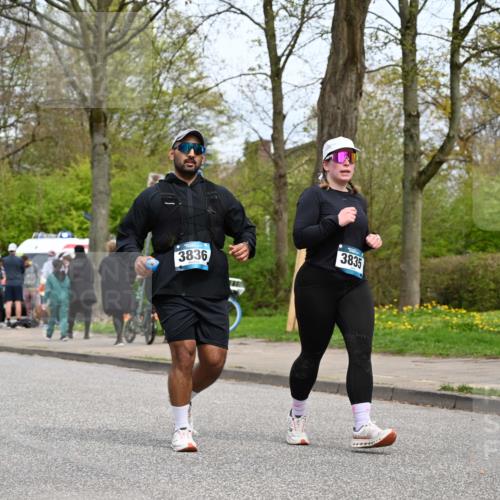12.04.2026 - 45. Internationalen Wilhelmsburger Insellauf J. Mangold http://msf.ph/oto/9519804 12.04.2026 13:32:32 Ziel 4065, 3231, 2397, 3684, 2909, 3836, 5224 meine-sportfotos.de