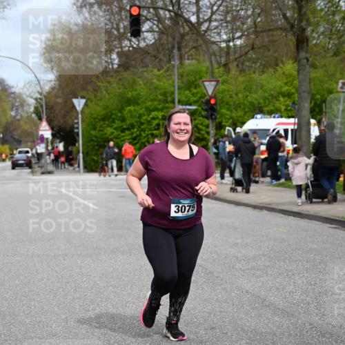 12.04.2026 - 45. Internationalen Wilhelmsburger Insellauf J. Mangold http://msf.ph/oto/9519908 12.04.2026 13:34:05 Ziel 3409, 3075 meine-sportfotos.de