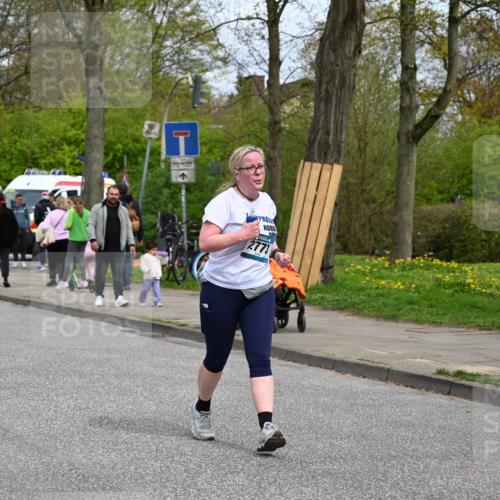 12.04.2026 - 45. Internationalen Wilhelmsburger Insellauf J. Mangold http://msf.ph/oto/9520028 12.04.2026 13:36:19 Ziel 5233, 3376, 2773 meine-sportfotos.de