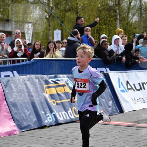 12.04.2026 - 45. Internationalen Wilhelmsburger Insellauf J. Mangold http://msf.ph/oto/9520177 12.04.2026 14:07:54 Ziel 1522 meine-sportfotos.de
