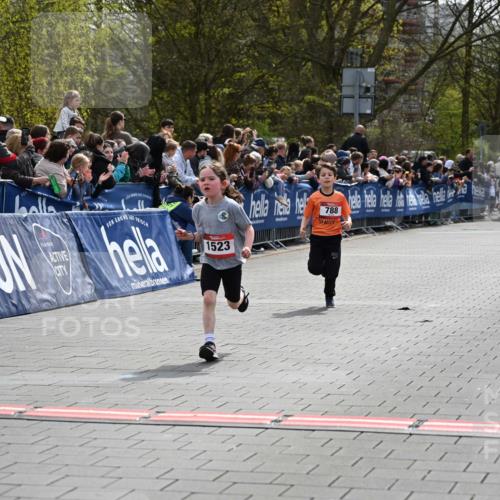 12.04.2026 - 45. Internationalen Wilhelmsburger Insellauf J. Mangold http://msf.ph/oto/9520220 12.04.2026 14:08:16 Ziel 1523, 788 meine-sportfotos.de