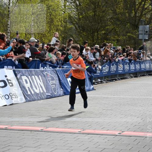 12.04.2026 - 45. Internationalen Wilhelmsburger Insellauf J. Mangold http://msf.ph/oto/9520232 12.04.2026 14:08:17 Ziel 1523, 788 meine-sportfotos.de