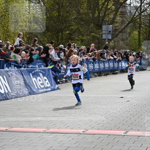 12.04.2026 - 45. Internationalen Wilhelmsburger Insellauf J. Mangold http://msf.ph/oto/9520250 12.04.2026 14:08:22 Ziel 1510, 1509 meine-sportfotos.de