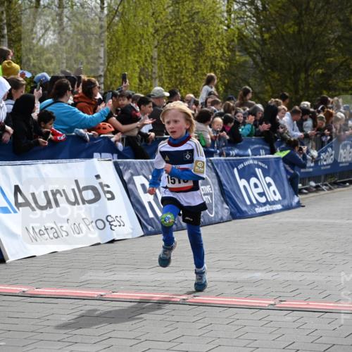 12.04.2026 - 45. Internationalen Wilhelmsburger Insellauf J. Mangold http://msf.ph/oto/9520263 12.04.2026 14:08:23 Ziel 1510, 1509 meine-sportfotos.de