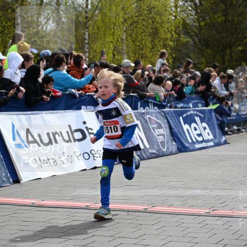12.04.2026 - 45. Internationalen Wilhelmsburger Insellauf J. Mangold http://msf.ph/oto/9520265 12.04.2026 14:08:23 Ziel 1510, 1509 meine-sportfotos.de
