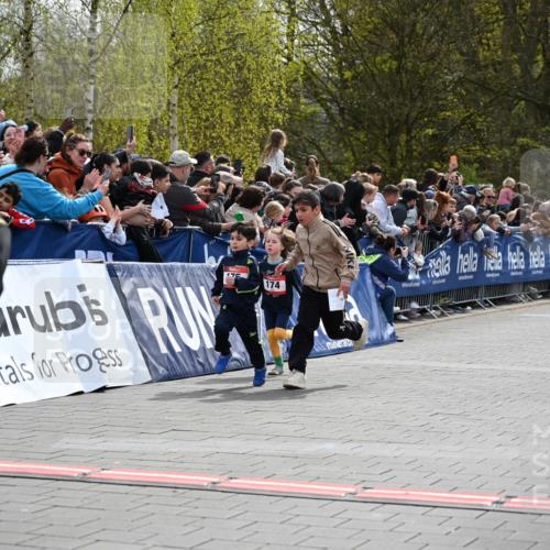 12.04.2026 - 45. Internationalen Wilhelmsburger Insellauf J. Mangold http://msf.ph/oto/9520348 12.04.2026 14:08:37 Ziel 1505, 782, 258, 175, 174, 653, 143 meine-sportfotos.de