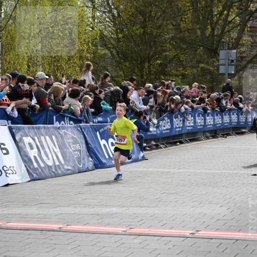 12.04.2026 - 45. Internationalen Wilhelmsburger Insellauf J. Mangold http://msf.ph/oto/9520377 12.04.2026 14:08:42 Ziel 175, 174, 653, 143, 1057, 232, 749, 967 meine-sportfotos.de