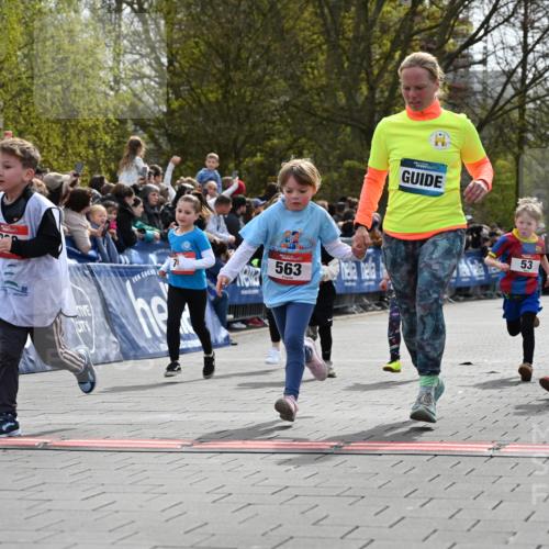 12.04.2026 - 45. Internationalen Wilhelmsburger Insellauf J. Mangold http://msf.ph/oto/9520798 12.04.2026 14:09:53 Ziel 908, 776, 172, 183, 196, 449, 772, 7, 917, 284, 44, 200, 563, 53, 712, 1512, 1525, 551, 764, 567, 720, 719 meine-sportfotos.de