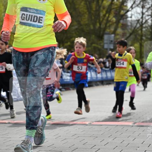 12.04.2026 - 45. Internationalen Wilhelmsburger Insellauf J. Mangold http://msf.ph/oto/9520807 12.04.2026 14:09:54 Ziel 172, 183, 196, 449, 772, 7, 917, 284, 44, 200, 563, 53, 712, 1512, 1525, 551, 764, 567, 720, 719 meine-sportfotos.de