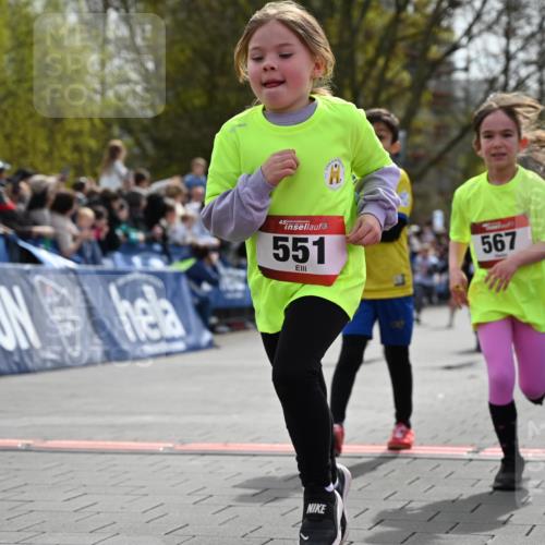 12.04.2026 - 45. Internationalen Wilhelmsburger Insellauf J. Mangold http://msf.ph/oto/9520819 12.04.2026 14:09:55 Ziel 7, 917, 284, 44, 200, 563, 53, 712, 1512, 1525, 551, 764, 567, 720, 719, 907, 158, 268 meine-sportfotos.de