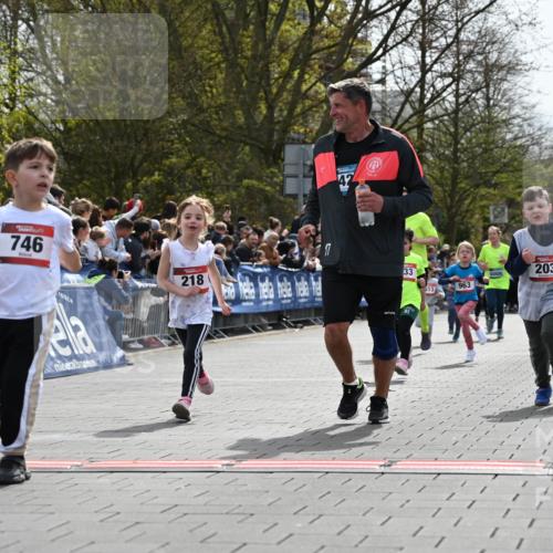 12.04.2026 - 45. Internationalen Wilhelmsburger Insellauf J. Mangold http://msf.ph/oto/9520995 12.04.2026 14:10:24 Ziel 86, 132, 417, 60, 746, 664, 218, 203, 633, 963 meine-sportfotos.de