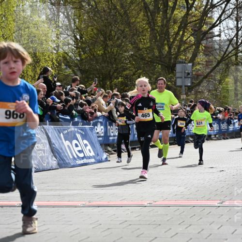 12.04.2026 - 45. Internationalen Wilhelmsburger Insellauf J. Mangold http://msf.ph/oto/9521599 12.04.2026 14:20:04 Ziel 1602, 478, 83, 968, 465, 631, 1621, 304, 225, 1618, 108, 534 meine-sportfotos.de