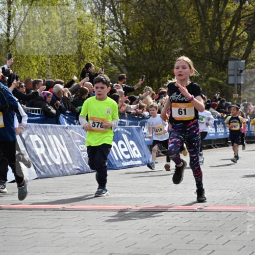 12.04.2026 - 45. Internationalen Wilhelmsburger Insellauf J. Mangold http://msf.ph/oto/9521843 12.04.2026 14:20:42 Ziel 576, 935, 301, 61, 237, 578, 751, 940, 958, 832, 1610, 3, 285, 1073, 767, 404 meine-sportfotos.de