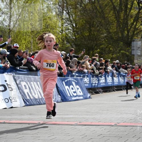 12.04.2026 - 45. Internationalen Wilhelmsburger Insellauf J. Mangold http://msf.ph/oto/9521943 12.04.2026 14:20:56 Ziel 324, 299, 1605, 278, 760, 257, 463, 437, 1616, 692 meine-sportfotos.de