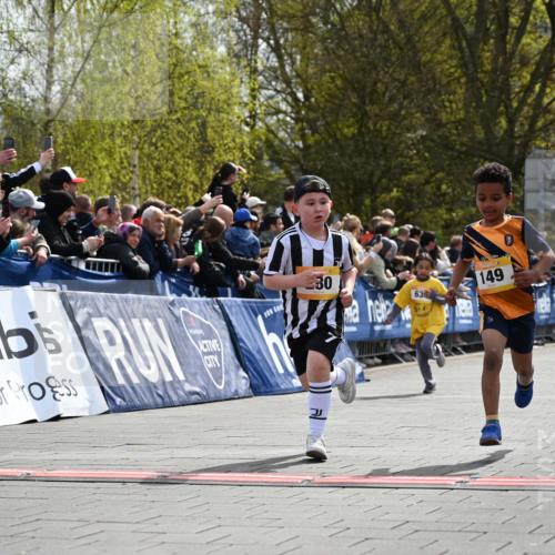 12.04.2026 - 45. Internationalen Wilhelmsburger Insellauf J. Mangold http://msf.ph/oto/9522006 12.04.2026 14:21:08 Ziel 756, 1603, 162, 280, 149, 634, 812, 618, 241 meine-sportfotos.de