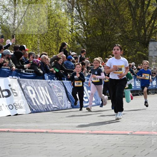 12.04.2026 - 45. Internationalen Wilhelmsburger Insellauf J. Mangold http://msf.ph/oto/9522036 12.04.2026 14:21:14 Ziel 634, 812, 618, 241, 306, 1001, 130, 126, 460, 821, 99, 771, 62, 768 meine-sportfotos.de
