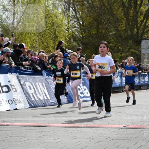 12.04.2026 - 45. Internationalen Wilhelmsburger Insellauf J. Mangold http://msf.ph/oto/9522039 12.04.2026 14:21:14 Ziel 634, 812, 618, 241, 306, 1001, 130, 126, 460, 821, 99, 771, 62, 768 meine-sportfotos.de