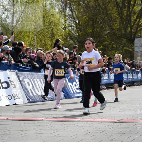 12.04.2026 - 45. Internationalen Wilhelmsburger Insellauf J. Mangold http://msf.ph/oto/9522041 12.04.2026 14:21:14 Ziel 634, 812, 618, 241, 306, 1001, 130, 126, 460, 821, 99, 771, 62, 768 meine-sportfotos.de