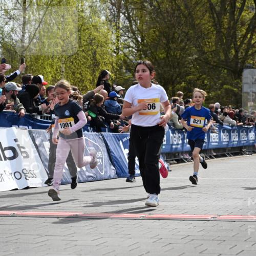 12.04.2026 - 45. Internationalen Wilhelmsburger Insellauf J. Mangold http://msf.ph/oto/9522044 12.04.2026 14:21:14 Ziel 634, 812, 618, 241, 306, 1001, 130, 126, 460, 821, 99, 771, 62, 768 meine-sportfotos.de