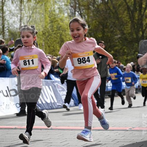 12.04.2026 - 45. Internationalen Wilhelmsburger Insellauf J. Mangold http://msf.ph/oto/9522164 12.04.2026 14:21:30 Ziel 562, 309, 282, 528, 797, 984, 811, 128, 828, 1005, 925, 253, 988, 964, 972 meine-sportfotos.de