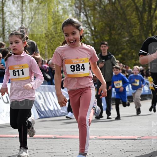 12.04.2026 - 45. Internationalen Wilhelmsburger Insellauf J. Mangold http://msf.ph/oto/9522165 12.04.2026 14:21:30 Ziel 562, 309, 282, 528, 797, 984, 811, 128, 828, 1005, 925, 253, 988, 964, 972 meine-sportfotos.de