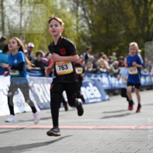 12.04.2026 - 45. Internationalen Wilhelmsburger Insellauf J. Mangold http://msf.ph/oto/9522282 12.04.2026 14:21:53 Ziel 1622, 317, 283, 134, 316, 792, 763, 255, 65, 1617, 969, 799, 974, 482, 236, 810, 488 meine-sportfotos.de