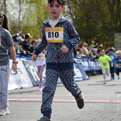 12.04.2026 - 45. Internationalen Wilhelmsburger Insellauf J. Mangold http://msf.ph/oto/9522313 12.04.2026 14:21:58 Ziel 969, 799, 974, 482, 236, 810, 488, 814, 95, 409, 595, 673, 924 meine-sportfotos.de