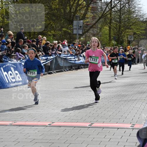 12.04.2026 - 45. Internationalen Wilhelmsburger Insellauf J. Mangold http://msf.ph/oto/9522619 12.04.2026 14:34:22 Ziel 552, 1014, 1731, 1722, 32, 33, 104 meine-sportfotos.de