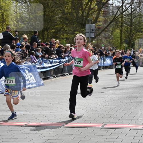 12.04.2026 - 45. Internationalen Wilhelmsburger Insellauf J. Mangold http://msf.ph/oto/9522625 12.04.2026 14:34:22 Ziel 552, 1014, 1731, 1722, 32, 33, 104 meine-sportfotos.de