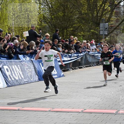 12.04.2026 - 45. Internationalen Wilhelmsburger Insellauf J. Mangold http://msf.ph/oto/9522637 12.04.2026 14:34:24 Ziel 1731, 1722, 32, 33, 104, 314, 1718, 160, 483, 839, 1713 meine-sportfotos.de