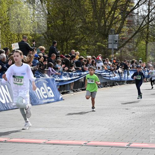 12.04.2026 - 45. Internationalen Wilhelmsburger Insellauf J. Mangold http://msf.ph/oto/9522688 12.04.2026 14:34:30 Ziel 104, 314, 1718, 160, 483, 839, 1713, 1723, 1730, 115, 1026, 1712 meine-sportfotos.de