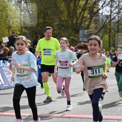 12.04.2026 - 45. Internationalen Wilhelmsburger Insellauf J. Mangold http://msf.ph/oto/9522814 12.04.2026 14:34:46 Ziel 436, 110, 524, 660, 843, 815, 423, 16, 837, 311, 589, 808, 1720, 538 meine-sportfotos.de
