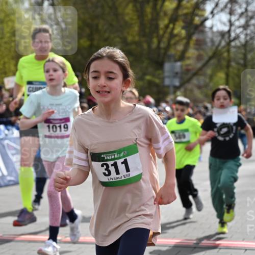 12.04.2026 - 45. Internationalen Wilhelmsburger Insellauf J. Mangold http://msf.ph/oto/9522817 12.04.2026 14:34:47 Ziel 110, 524, 660, 843, 815, 423, 16, 837, 311, 589, 808, 1720, 538, 40, 303 meine-sportfotos.de