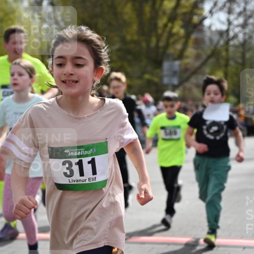 12.04.2026 - 45. Internationalen Wilhelmsburger Insellauf J. Mangold http://msf.ph/oto/9522819 12.04.2026 14:34:47 Ziel 110, 524, 660, 843, 815, 423, 16, 837, 311, 589, 808, 1720, 538, 40, 303 meine-sportfotos.de