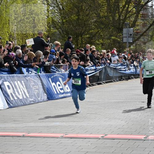 12.04.2026 - 45. Internationalen Wilhelmsburger Insellauf J. Mangold http://msf.ph/oto/9522824 12.04.2026 14:34:50 Ziel 589, 808, 1720, 538, 40, 303, 993, 519, 999 meine-sportfotos.de
