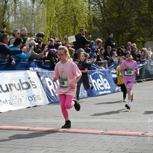12.04.2026 - 45. Internationalen Wilhelmsburger Insellauf J. Mangold http://msf.ph/oto/9522872 12.04.2026 14:34:59 Ziel 622, 471, 356, 47, 1021, 485, 489, 1016, 122, 476, 472, 575, 287, 326, 464, 1706, 346, 1726, 556, 840, 864, 288, 1725, 550, 527 meine-sportfotos.de