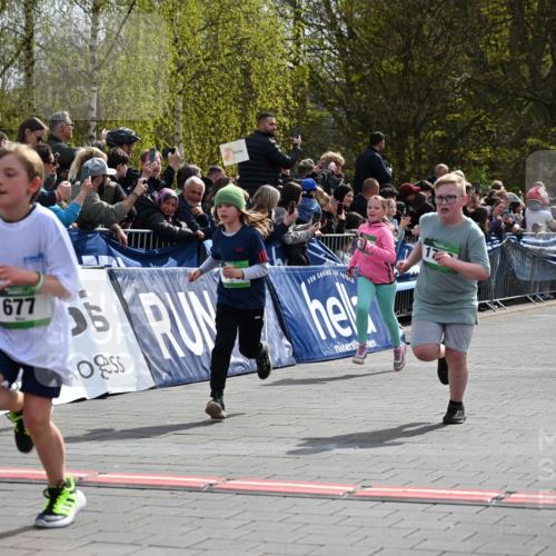 12.04.2026 - 45. Internationalen Wilhelmsburger Insellauf J. Mangold http://msf.ph/oto/9522926 12.04.2026 14:35:07 Ziel 550, 527, 1721, 616, 816, 677, 69, 470, 1750, 163, 166 meine-sportfotos.de