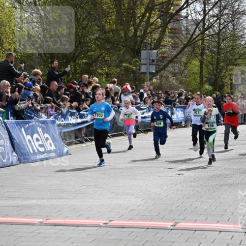 12.04.2026 - 45. Internationalen Wilhelmsburger Insellauf J. Mangold http://msf.ph/oto/9522970 12.04.2026 14:35:16 Ziel 836, 869, 415, 1707, 846, 842, 1703, 156, 659, 873, 142, 522, 1009 meine-sportfotos.de