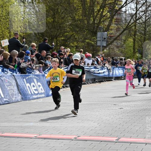 12.04.2026 - 45. Internationalen Wilhelmsburger Insellauf J. Mangold http://msf.ph/oto/9523012 12.04.2026 14:35:23 Ziel 873, 142, 522, 1009, 419, 80, 366, 574, 1017 meine-sportfotos.de
