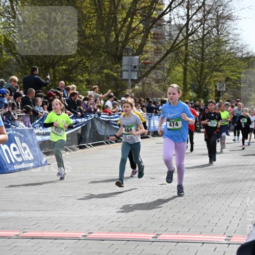 12.04.2026 - 45. Internationalen Wilhelmsburger Insellauf J. Mangold http://msf.ph/oto/9523057 12.04.2026 14:35:31 Ziel 1017, 1717, 312, 340, 848, 1728, 474, 484, 137, 582, 334 meine-sportfotos.de
